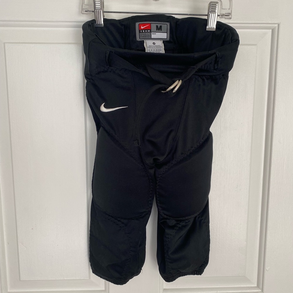 Boys Nike integrated football pants